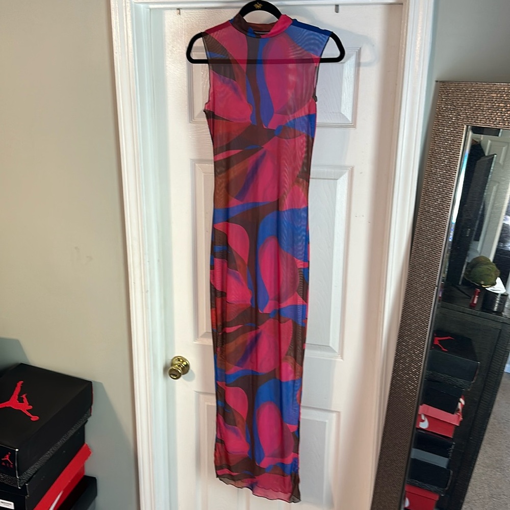 Matte Collection High Neck Sleeveless Mesh Coverup. Size medium w/stretch.